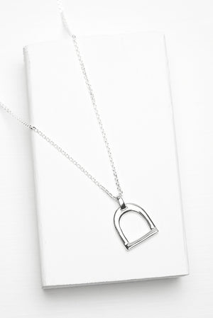 STIRRUP SMALL NECKLACE